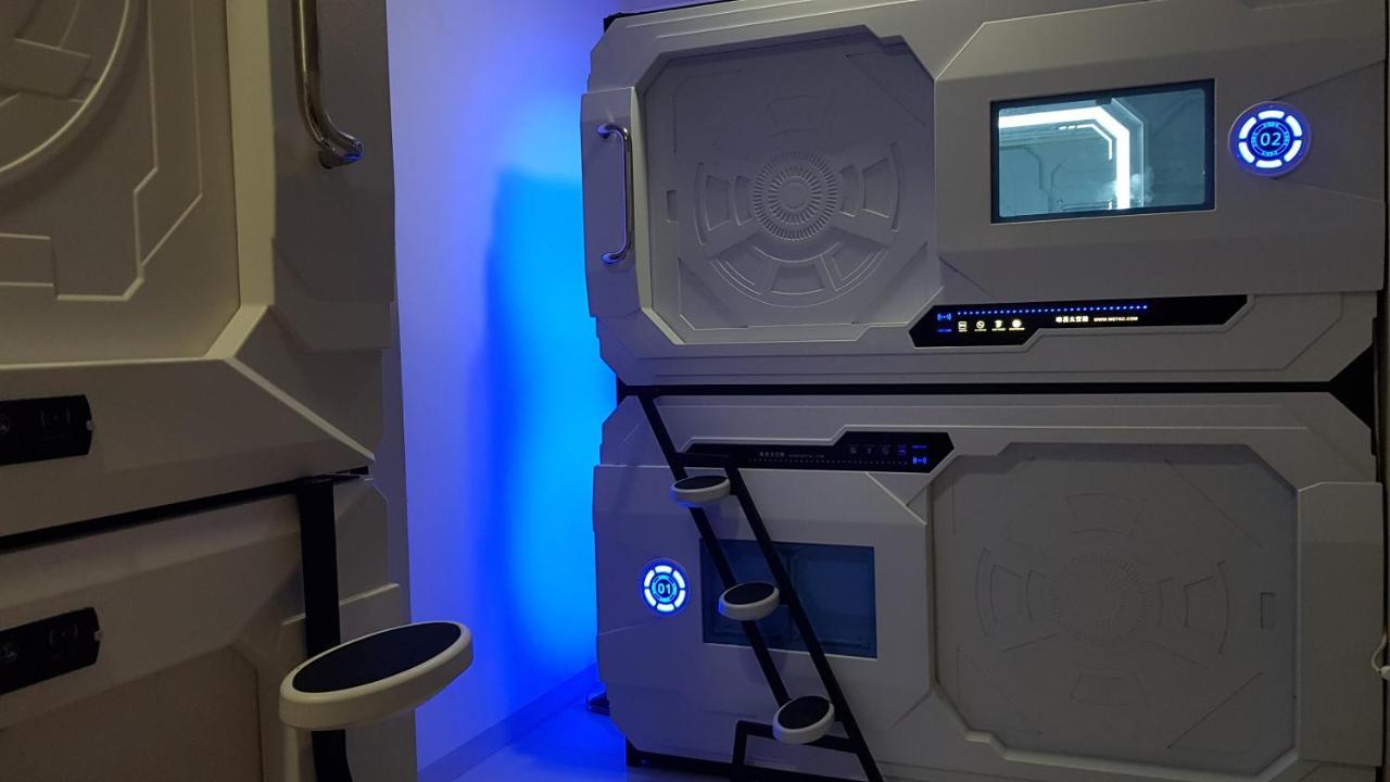 Apollo Capsule Hotel Ende Luaran gambar